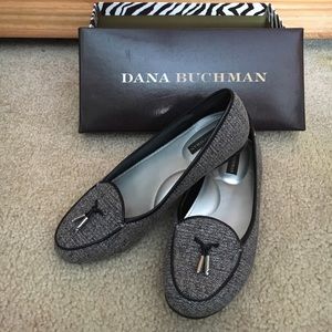 Dana Buchman flats
